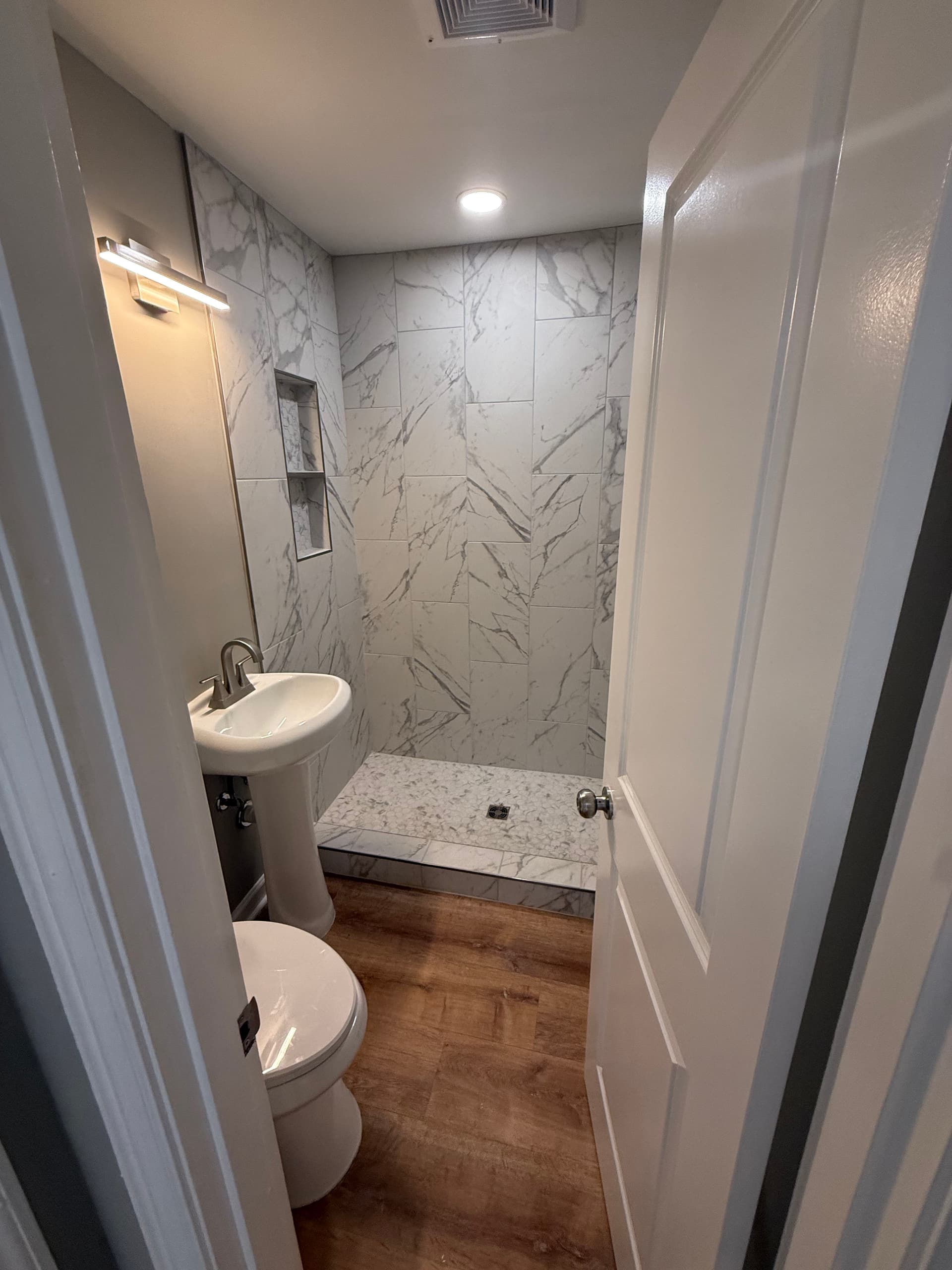 Small Bathroom Remodel Done Right in Franklin image