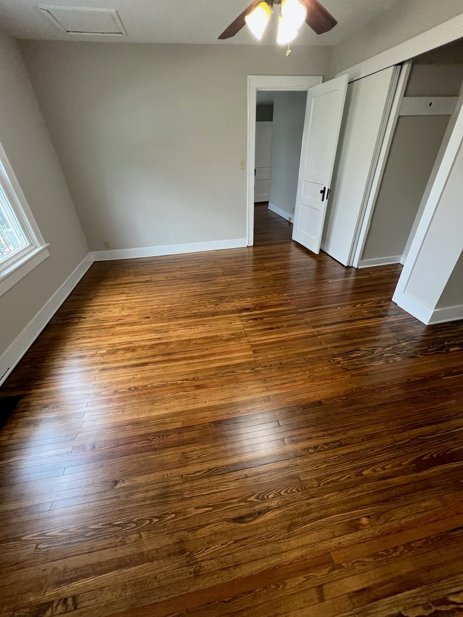 Floor Refinishing in Oak Hill TN image