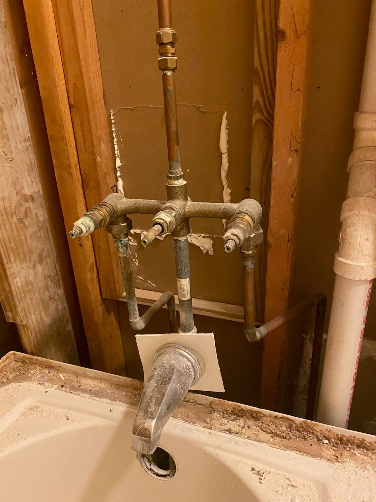 Project Securing Shower Valves for a Leak-Free Home image